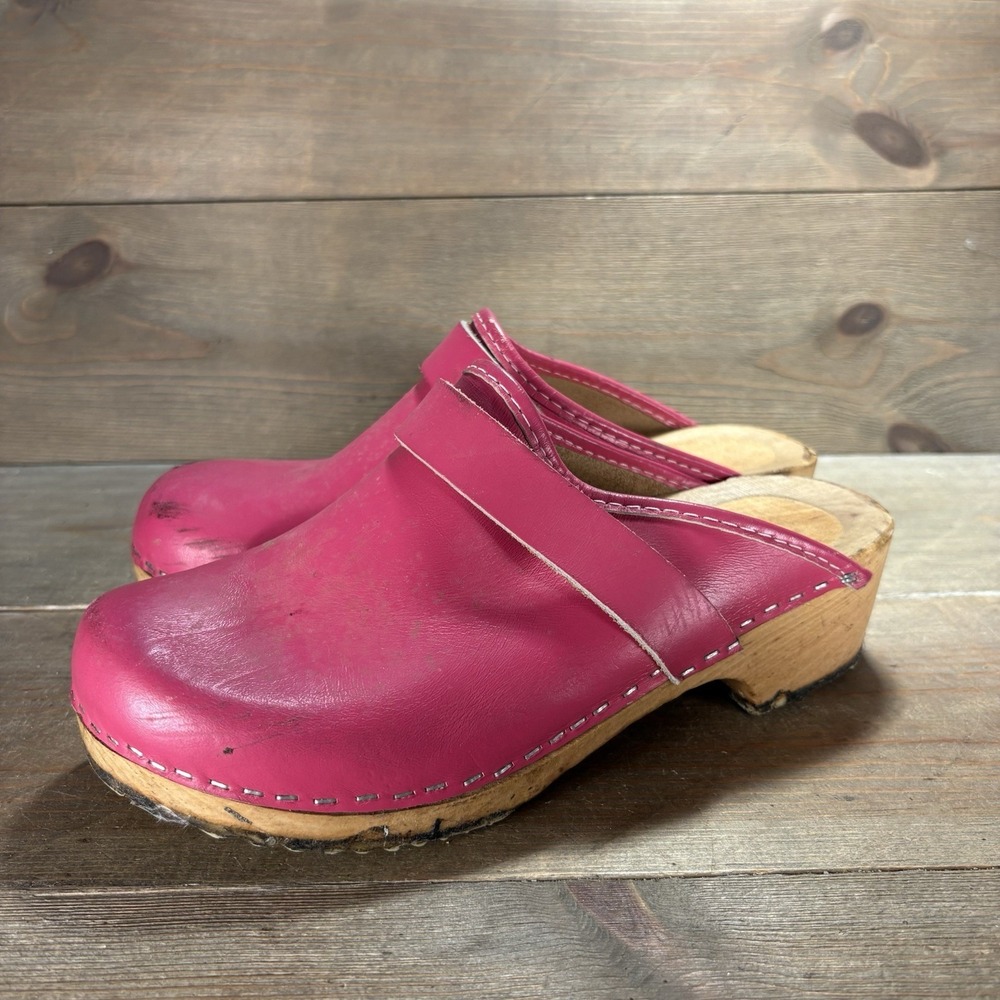 cedar classic womens size 38 shoes pink leather slip on comfort swedish clogs